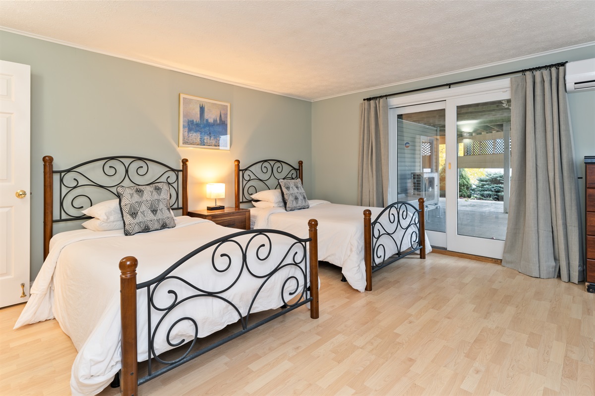 Double Queen bedroom with a crib lower level