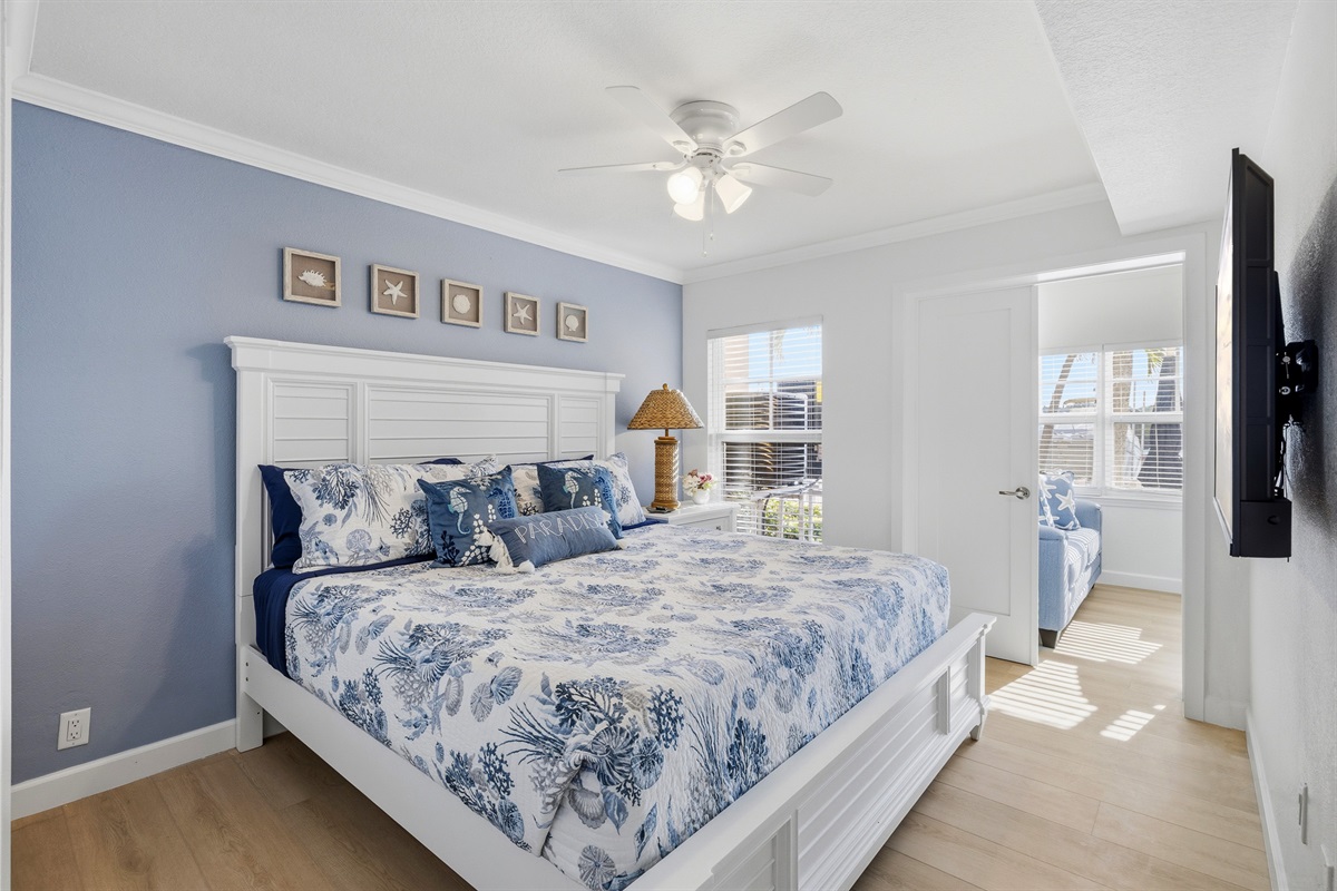 Primary bedroom with King Sized Bed