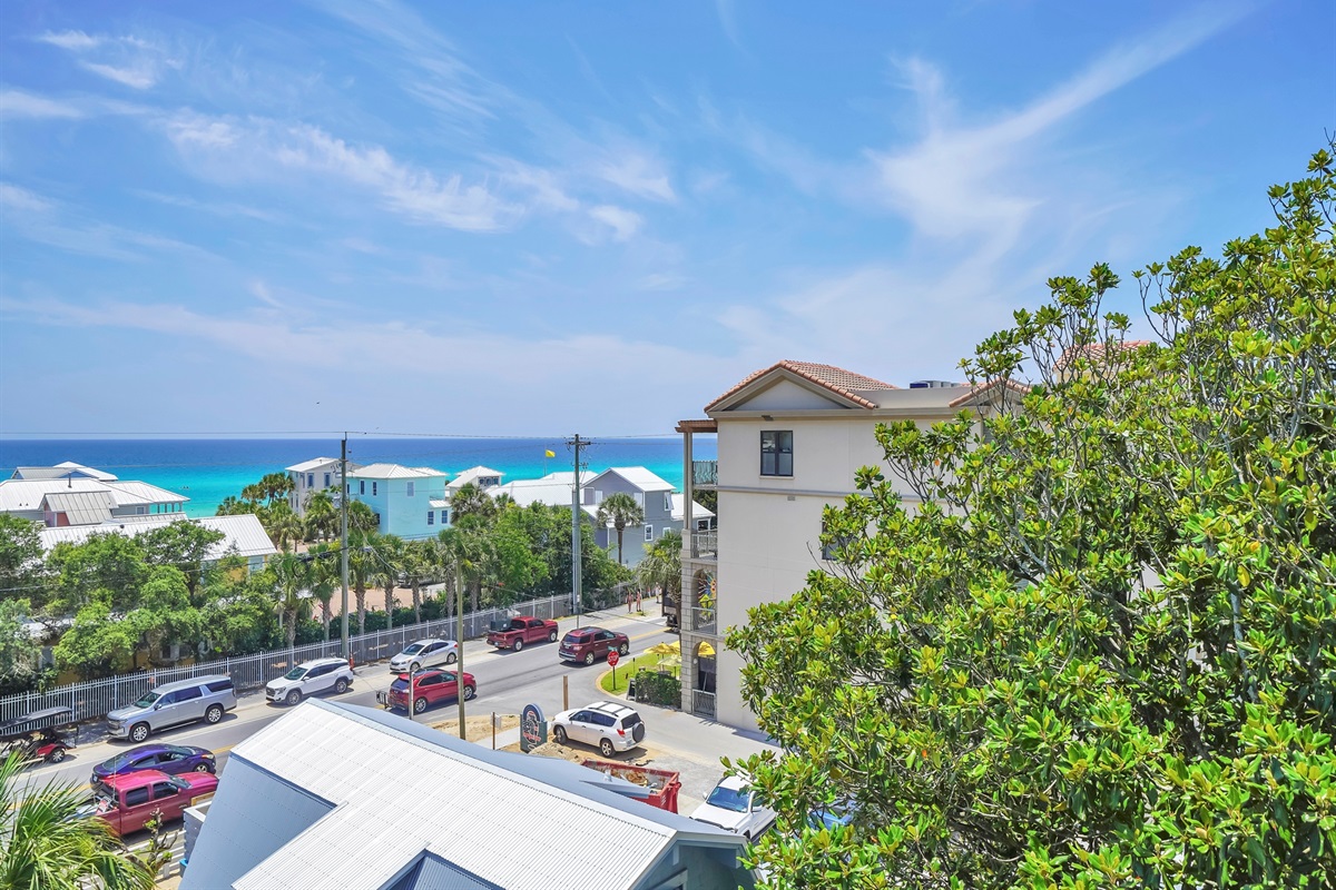 Huge rooftop patio with gorgeous ocean views on the east and west sides!