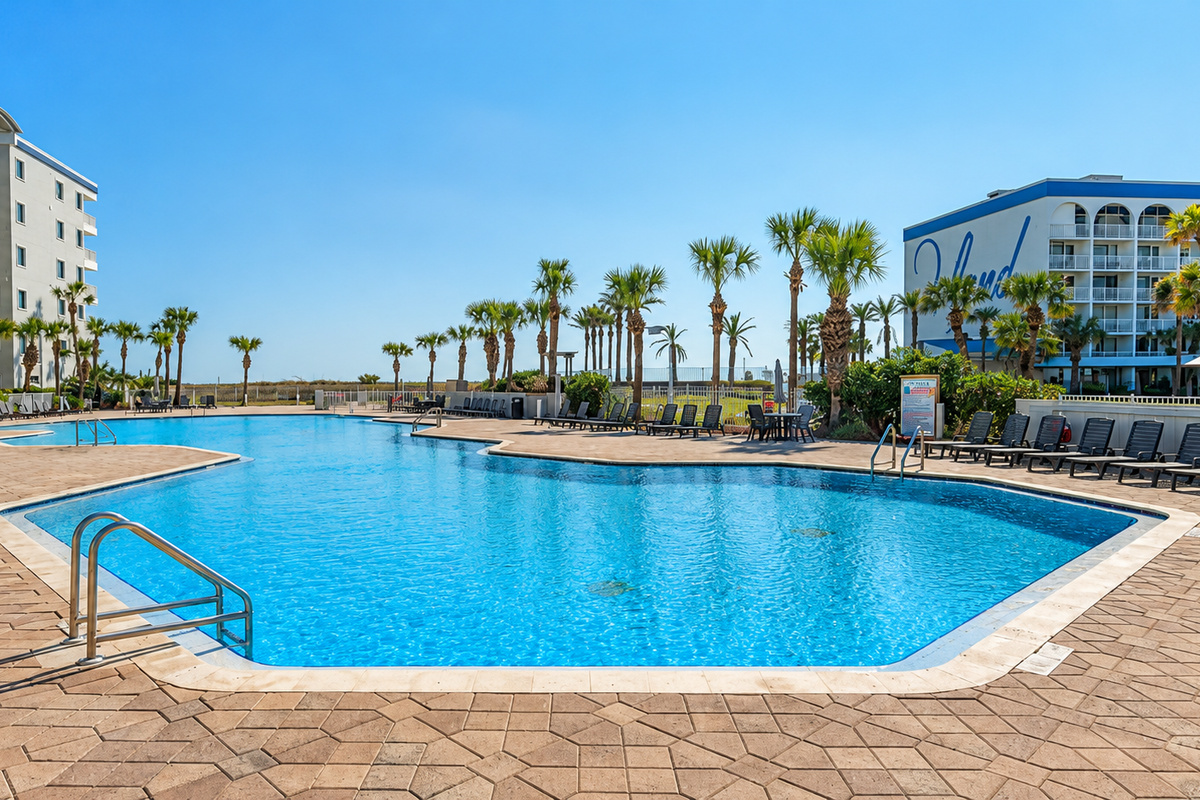Gulfside pool
