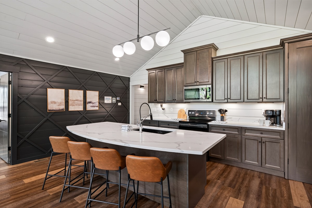 Large island in kitchen.