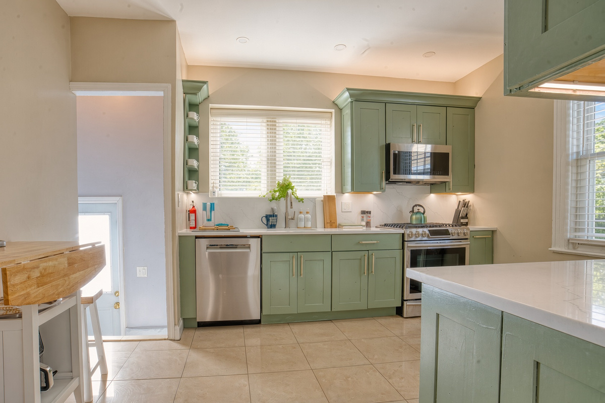 "Wonderful stay in Brooklyn! The home was spacious, well-stocked, clean and so comfortable." -- Cristina J. 8/2025