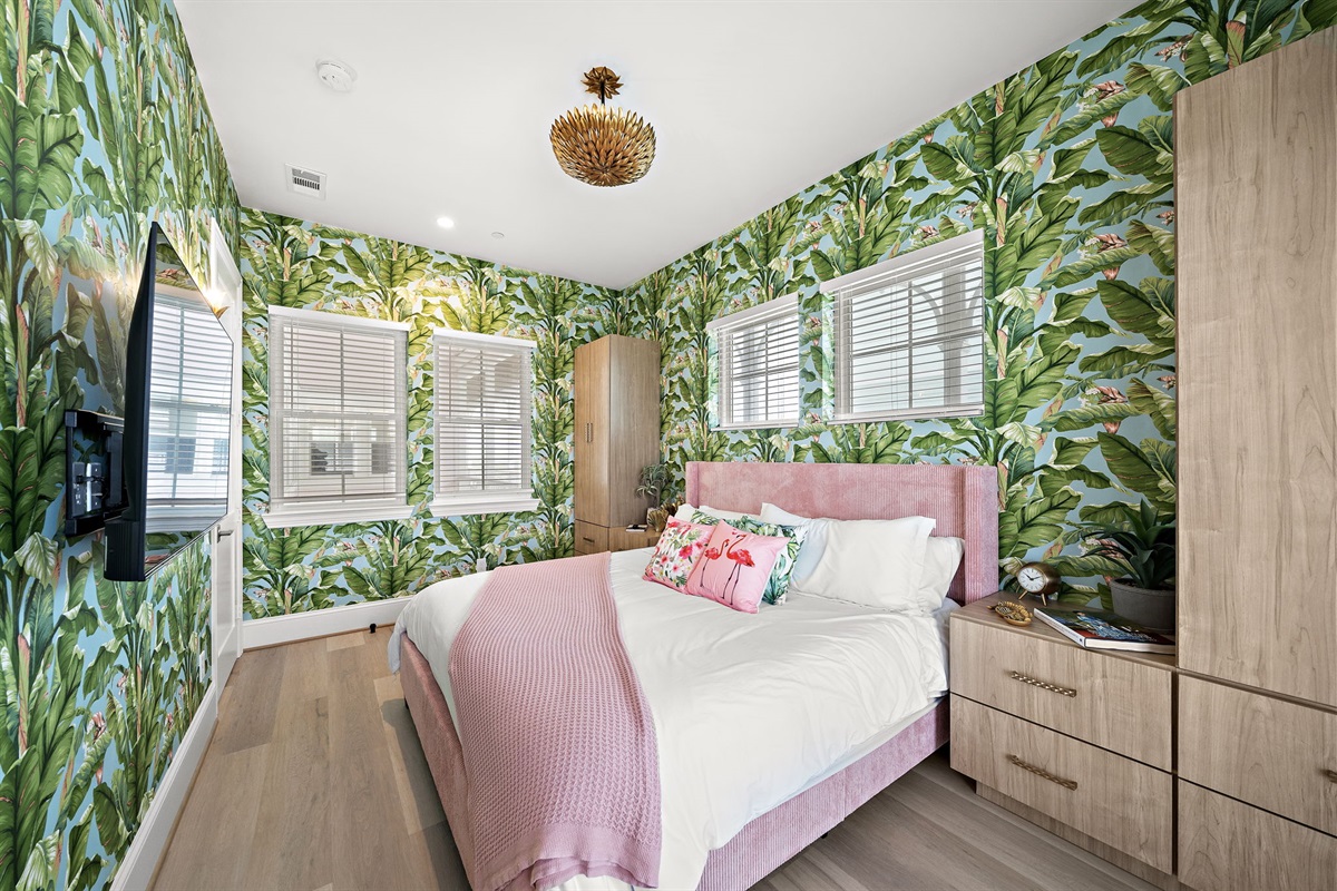 987eb7957e2346ed84a716c6b51982f4 Large | Beachhouse | Texas | TX | Vacation Homes | Galveston | Crystal Beach | Kokomo | Breezy Days | Beachfront Elegance | Sunrise Serenity | Southern Sands Property Management, LLC