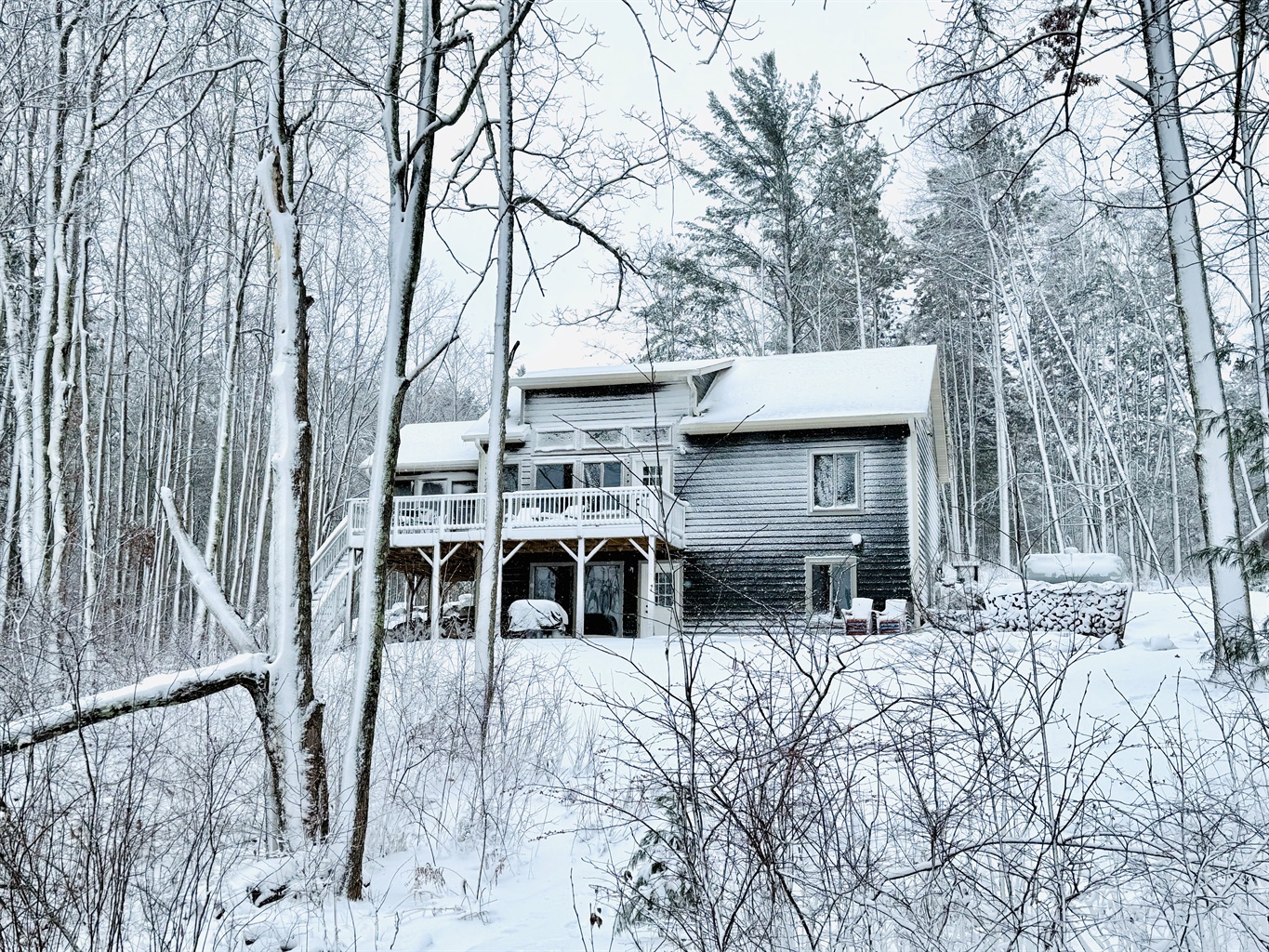 Welcome to Little Sand Lodge!