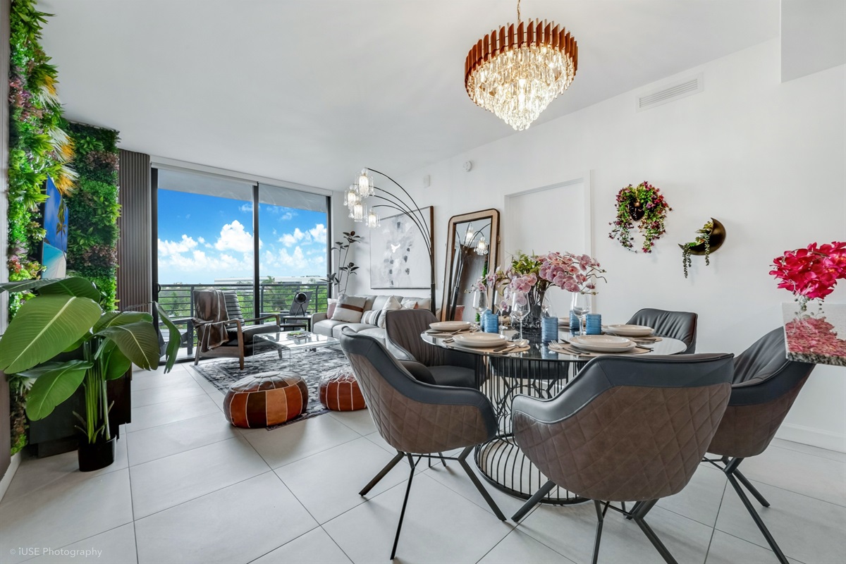 Living & Dining Area