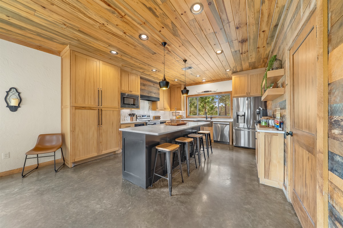 Large island with seating for four. 