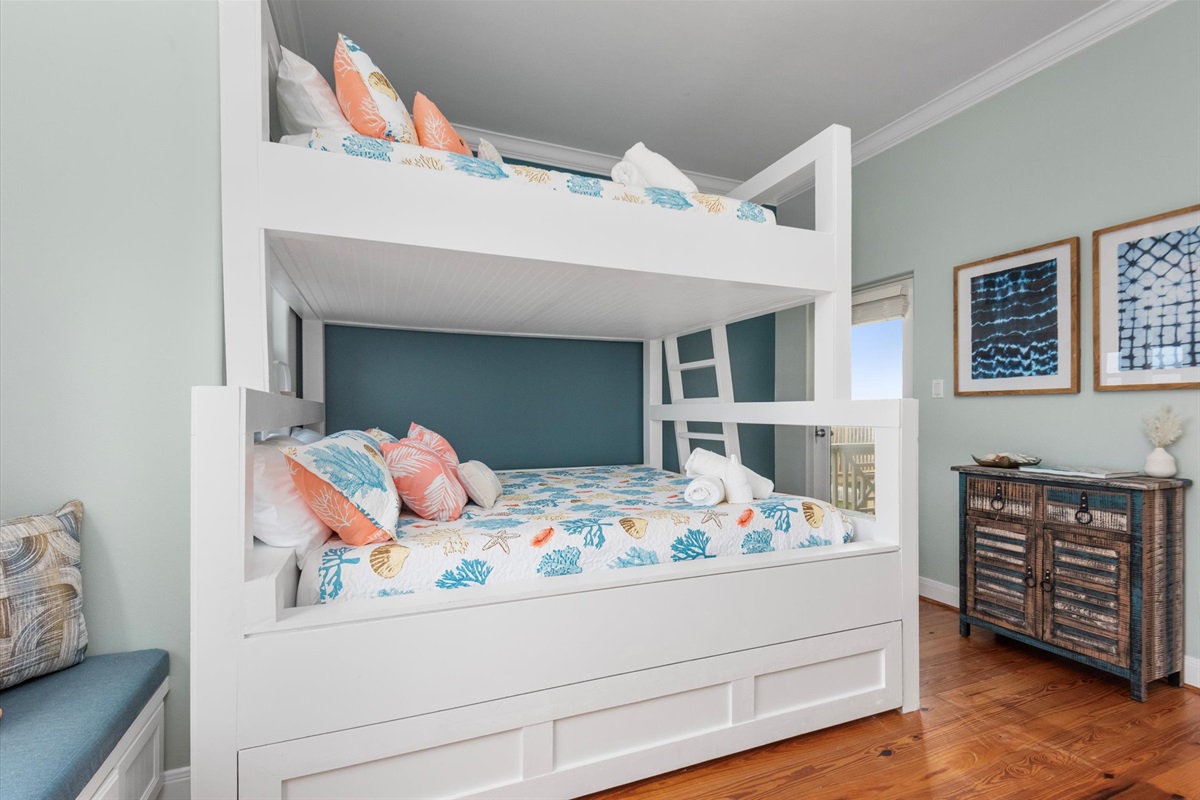 98b41c5b116a46669838b326f3e0d8b2 Large | Beachhouse | Texas | TX | Vacation Homes | Galveston | Crystal Beach | Kokomo | Breezy Days | Beachfront Elegance | Sunrise Serenity | Southern Sands Property Management, LLC