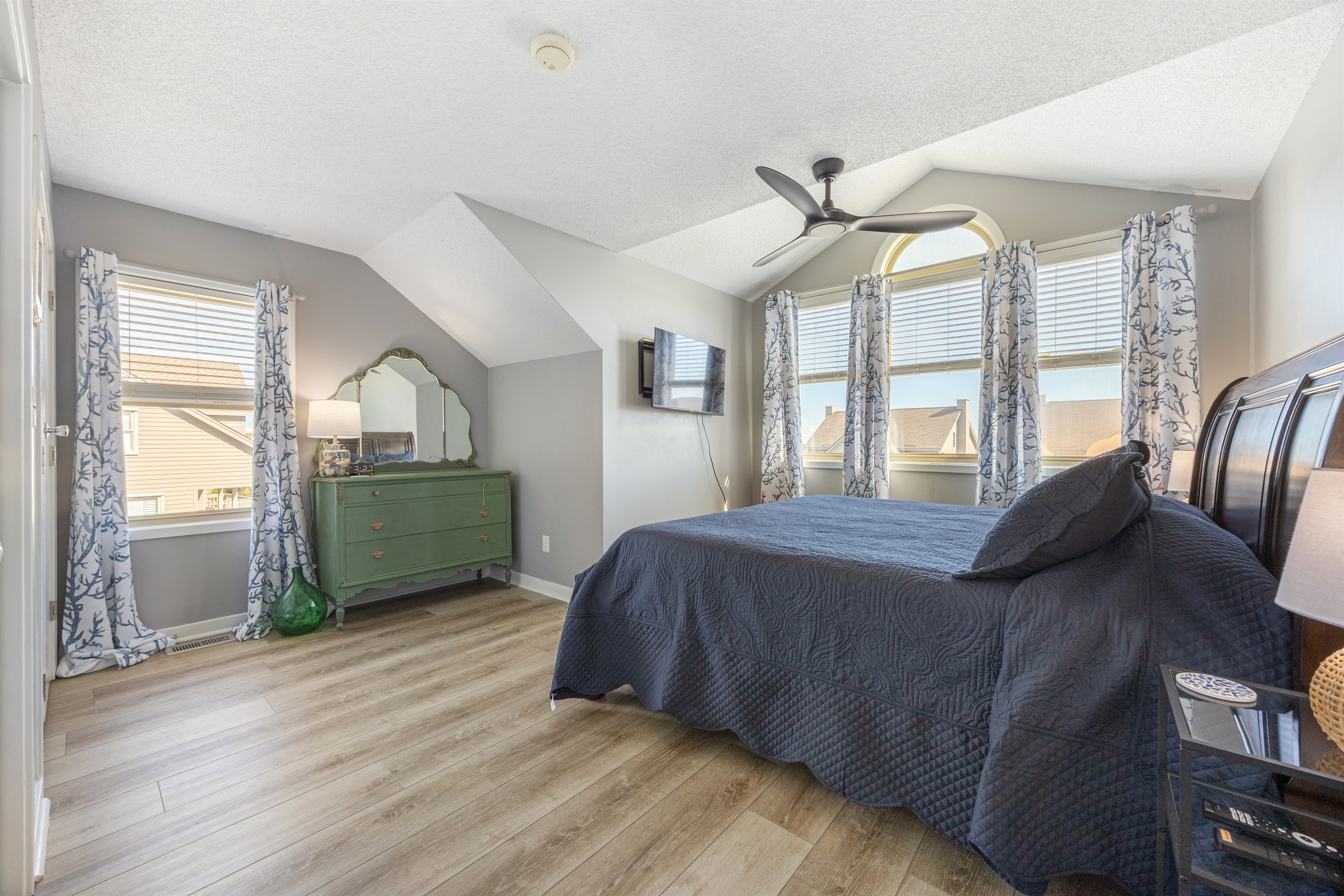 Relax in the cozy king sized bed