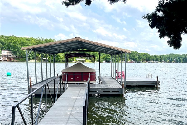 Boat slip is used by owners. Cleats on the side for your boat or rental