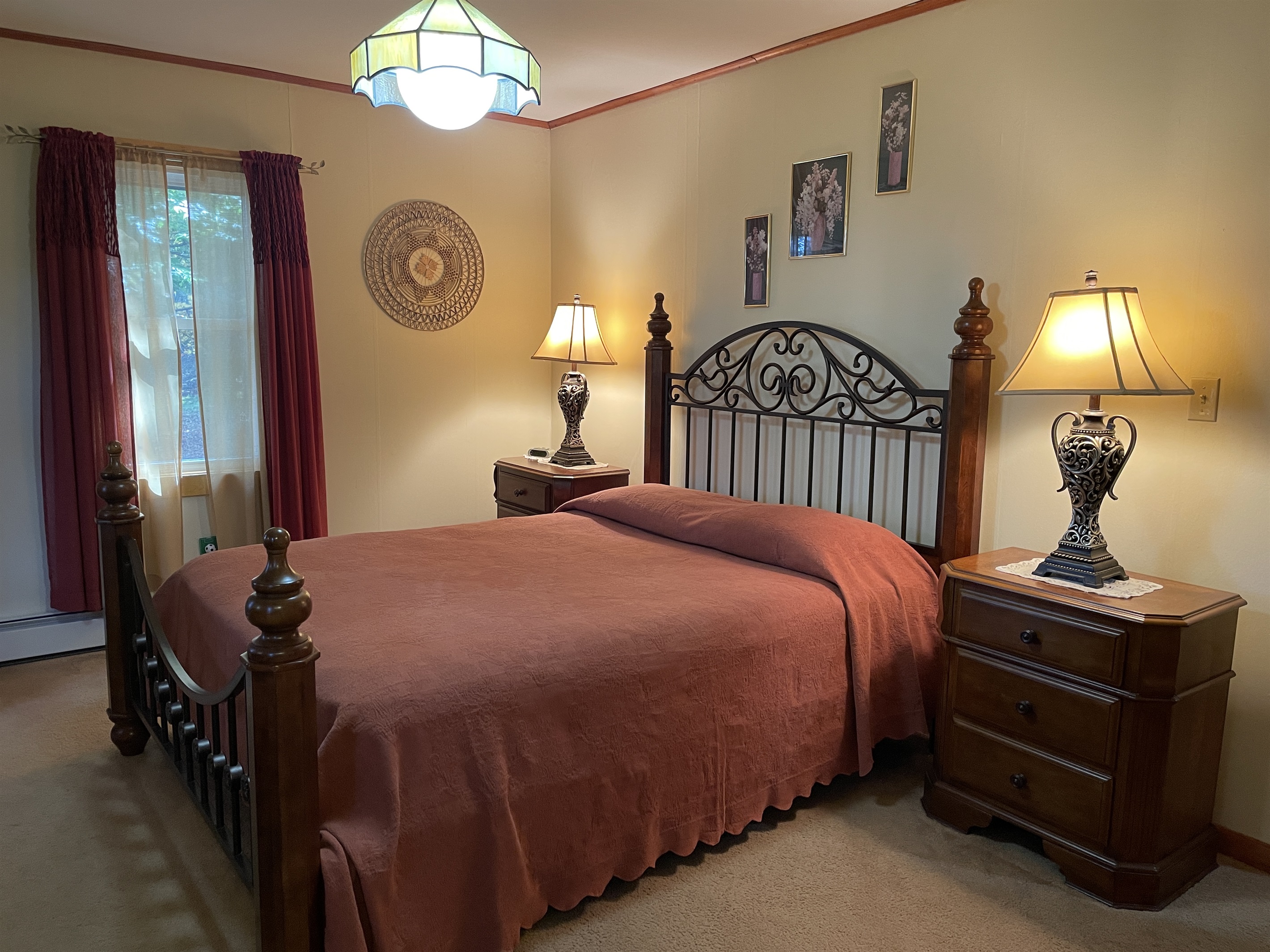 Queen bedroom #1 with ensuite bath