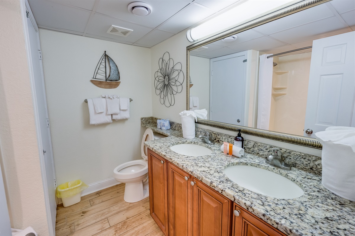 Amazing Private Bathroom