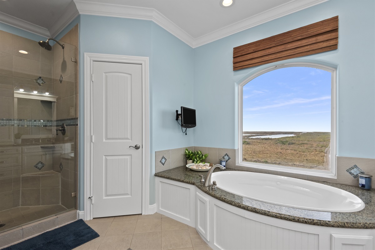 98f9871c2a494d8ab51de6092ebeb86d Large | Beachhouse | Texas | TX | Vacation Homes | Galveston | Crystal Beach | Kokomo | Breezy Days | Beachfront Elegance | Sunrise Serenity | Southern Sands Property Management, LLC