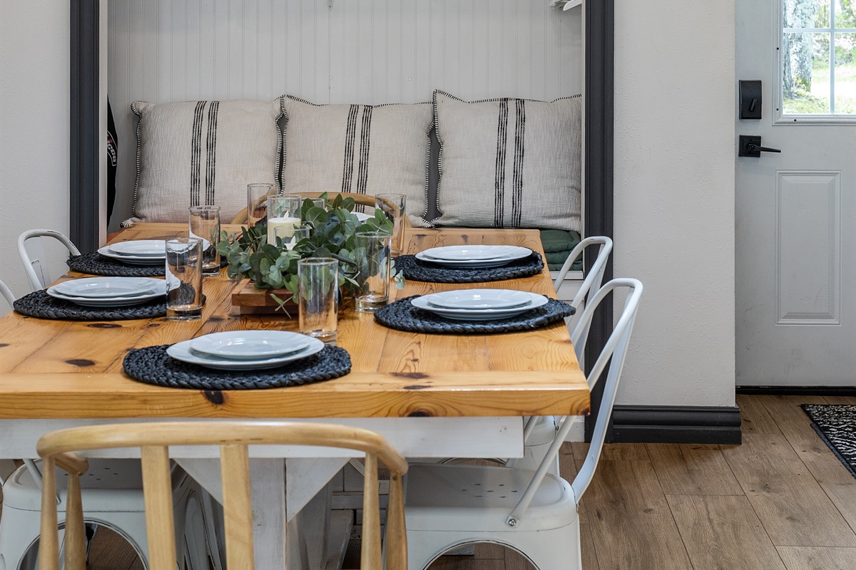 Pull up a chair, share a meal, and savor your time at the lake.