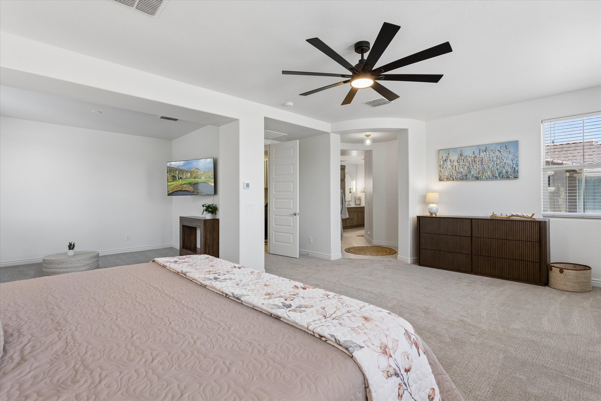 Modern Boho Retreat | 5BR/4.5BA | Near Westgate — Modern Boho Retreat | 5BR/4.5BA | Near Westgate, Glendale, Arizona — photo 38