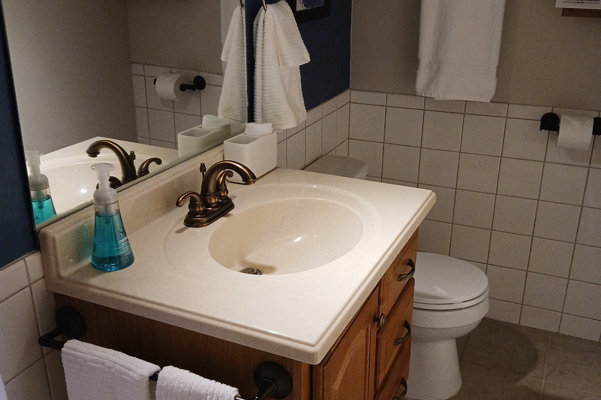 Upstairs full bath