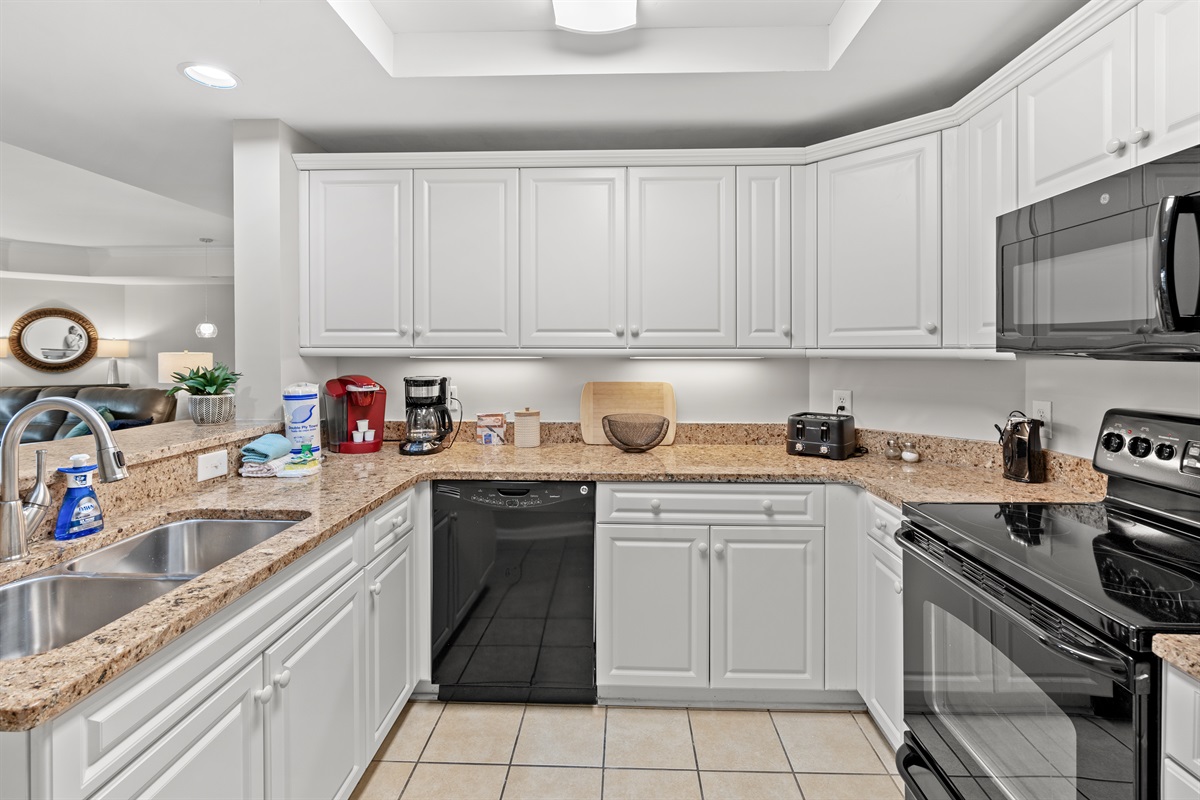 Kitchen - nicely updated