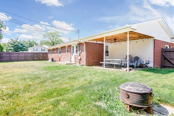 TDJ Getaway<>4BR Home w/game room, photo 31