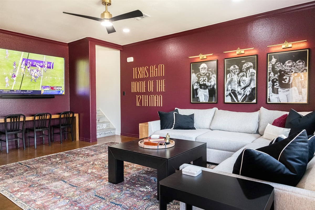 This living room will have you ready for the Game