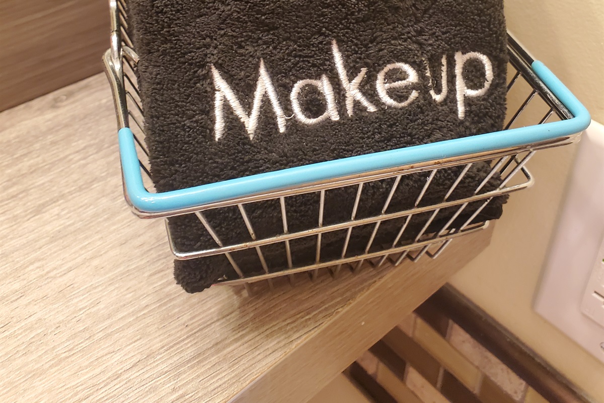 Makeup cloths provided
