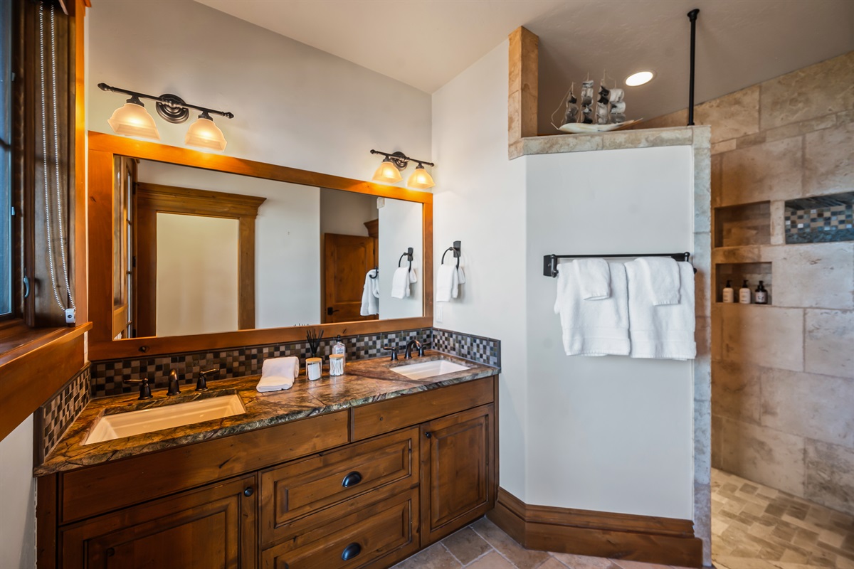 Dual Vanity in Primary Suite