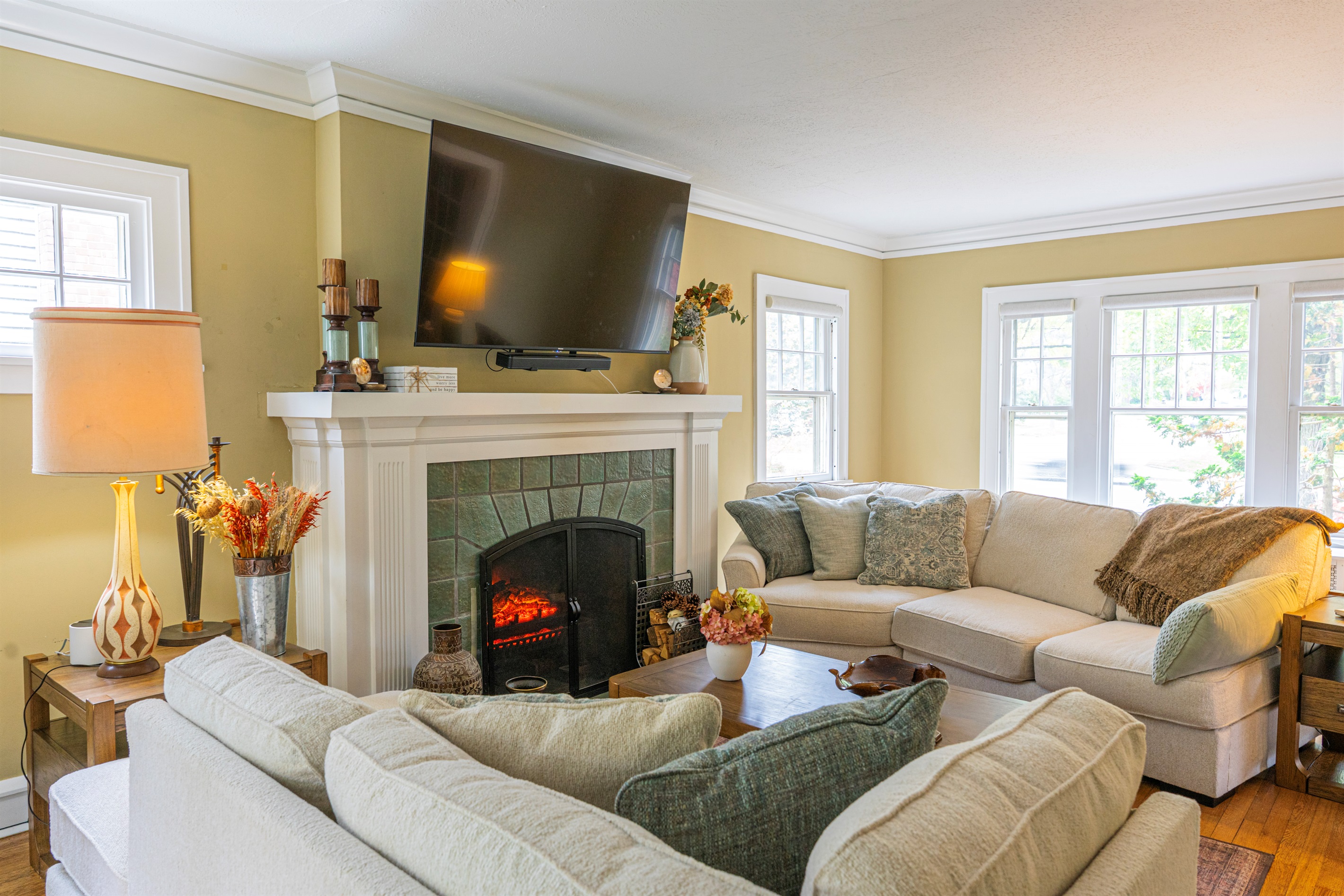 Living Room with Smart TV