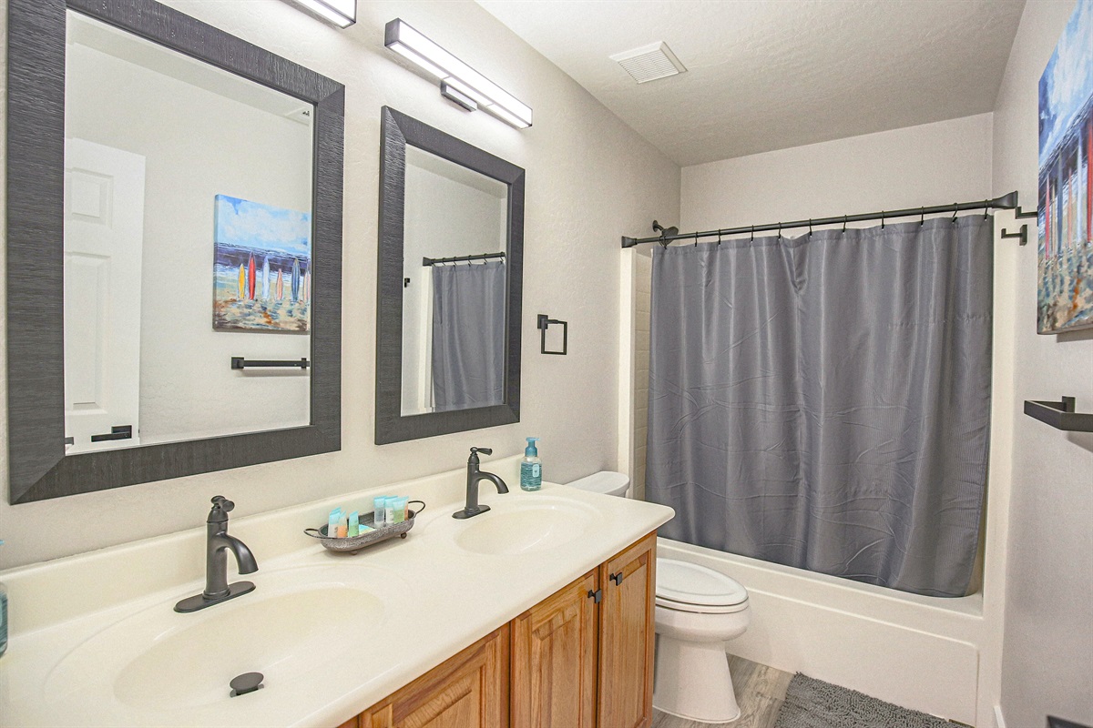 Goodyear Retreat | 4BD 2BTH | Heated Pool — Goodyear Retreat | 4Bed&2Bath | Heated Pool, Goodyear, Arizona — photo 32