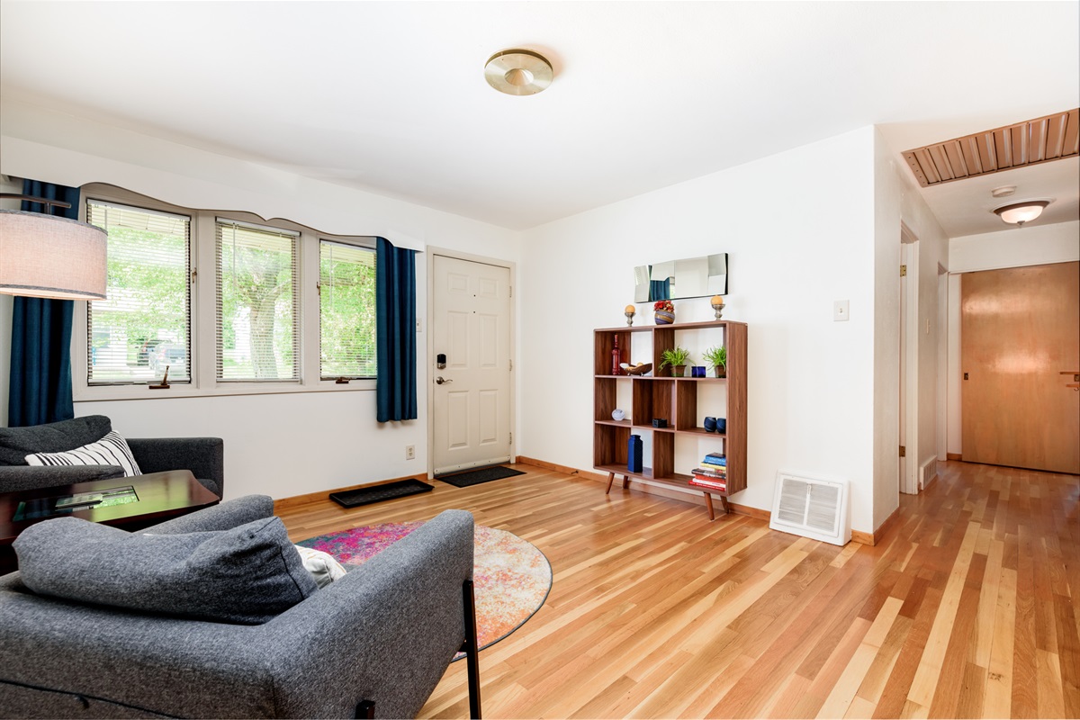 Sitting area near front door