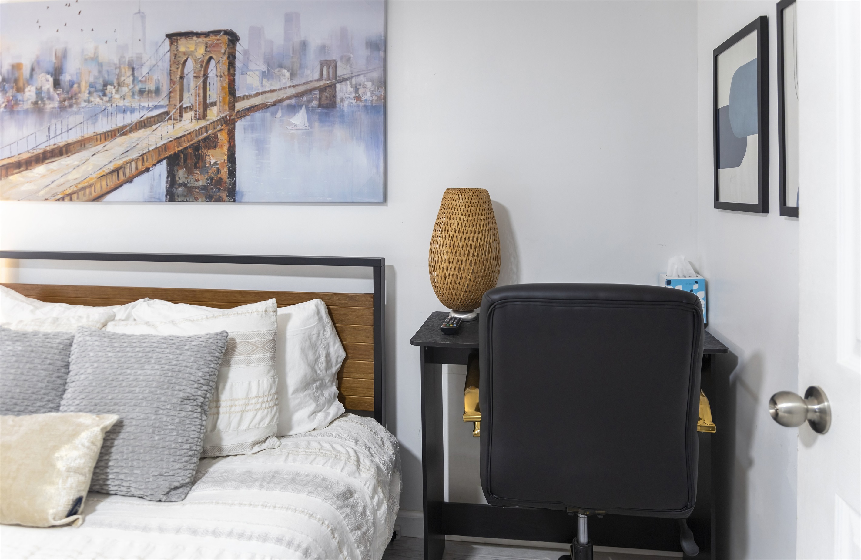 Wake refreshed, enjoy a slow coffee moment, and start your NYC adventure from a peaceful retreat.