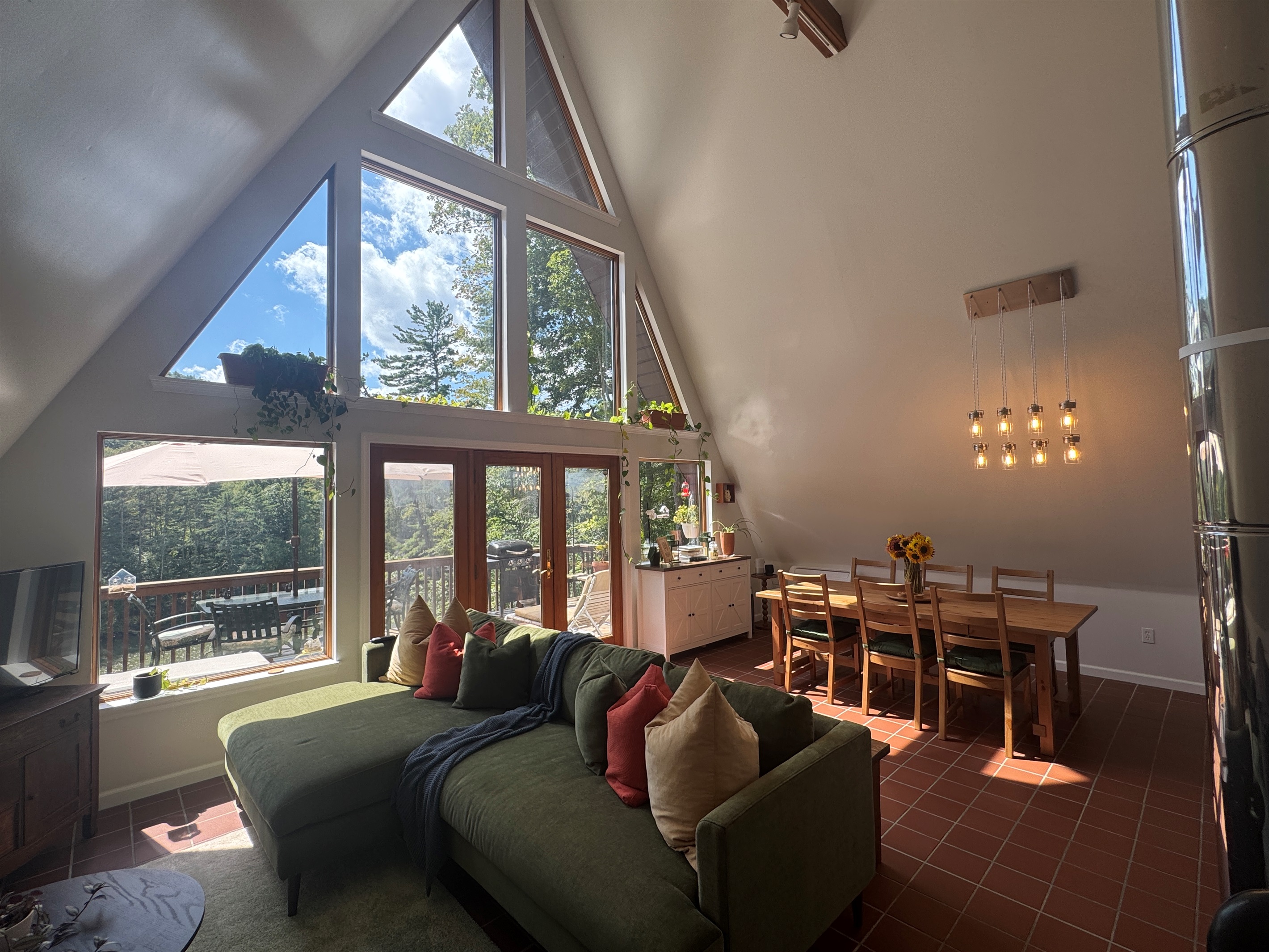 Beautiful open living/dining area