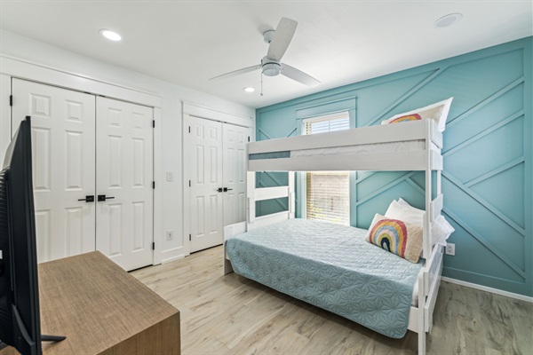 Third Floor-Bedroom 4-Single bunk room-twin over full with ensuite bathroom.  (Bathroom also connects to third floor hallway)