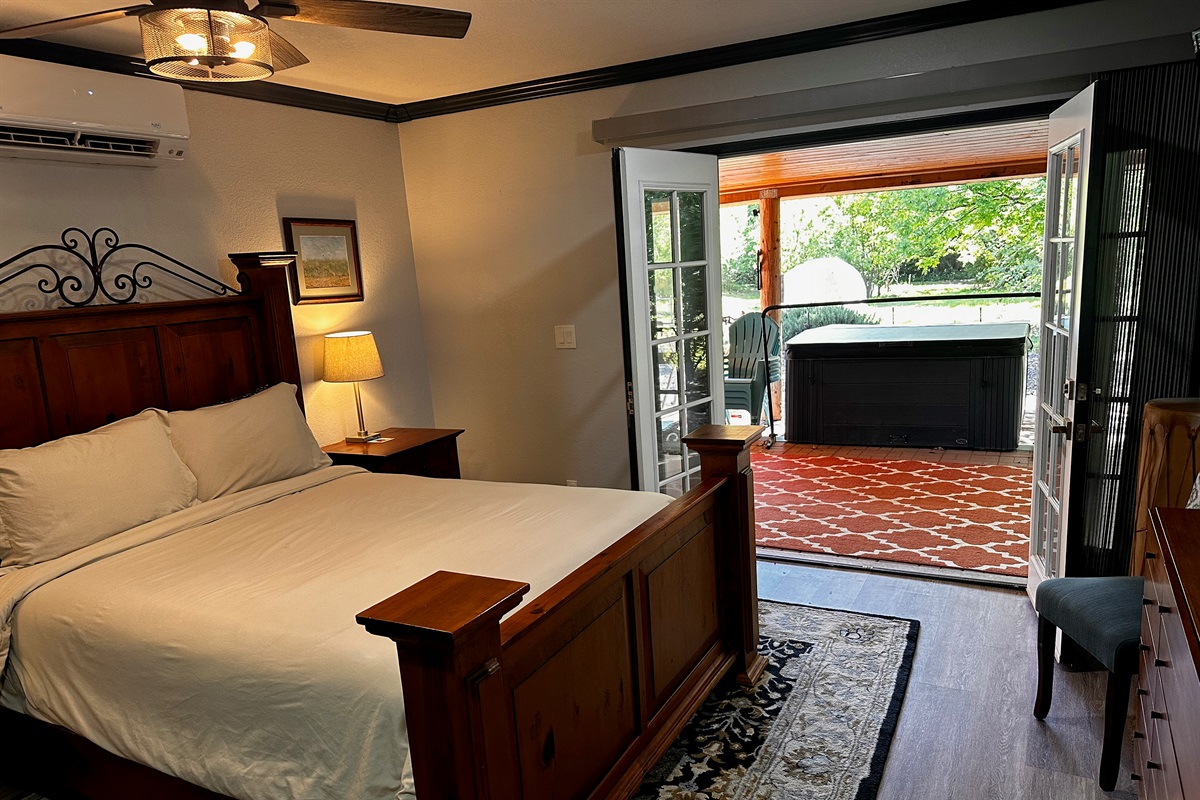 Master Bedroom King Bed and walk out to Patio