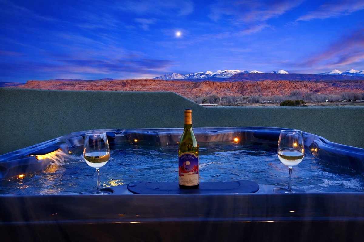 Private 7 person hot tub