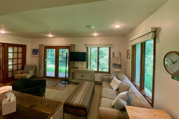 Light fills the guest suite from its large windows