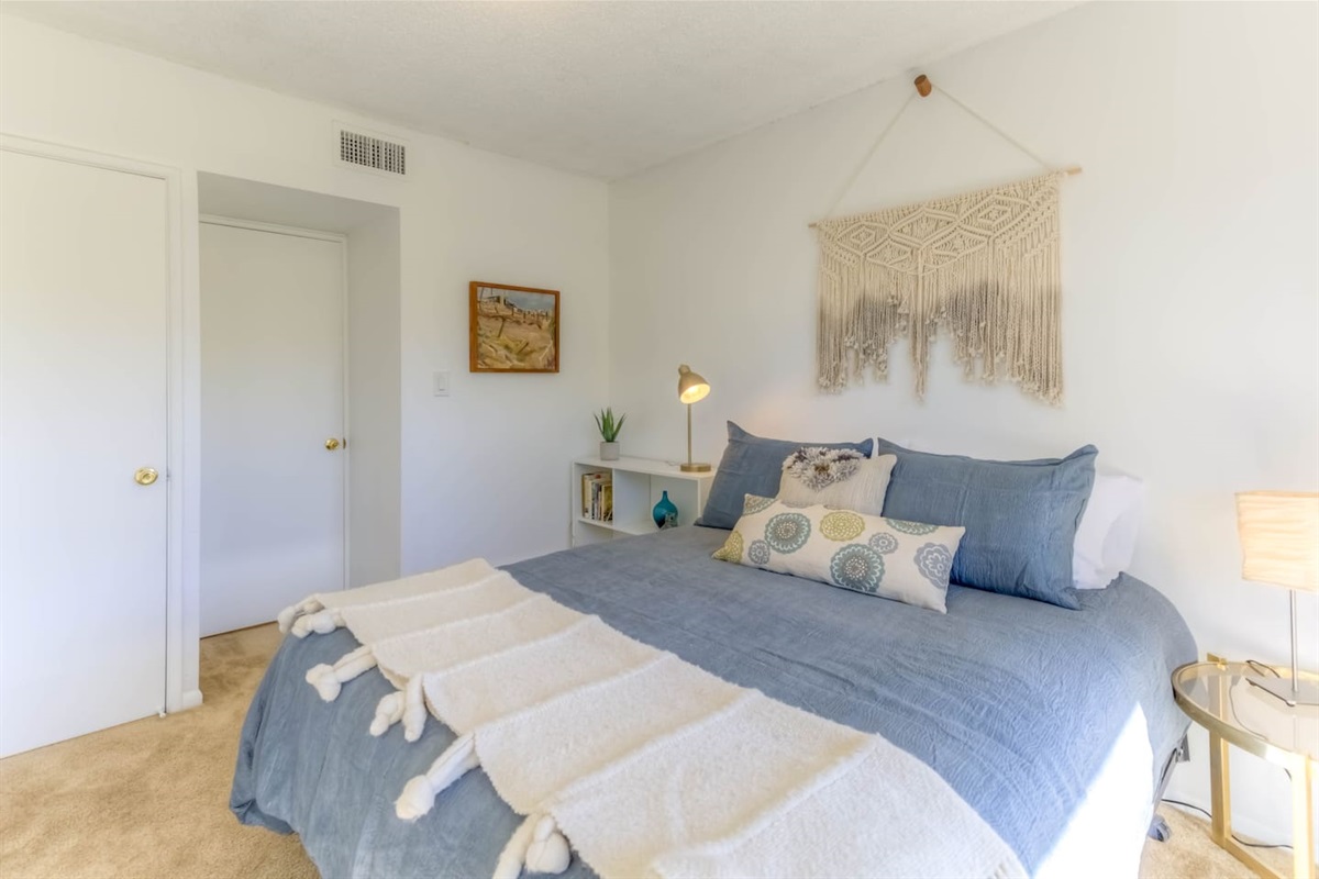 Queen bed