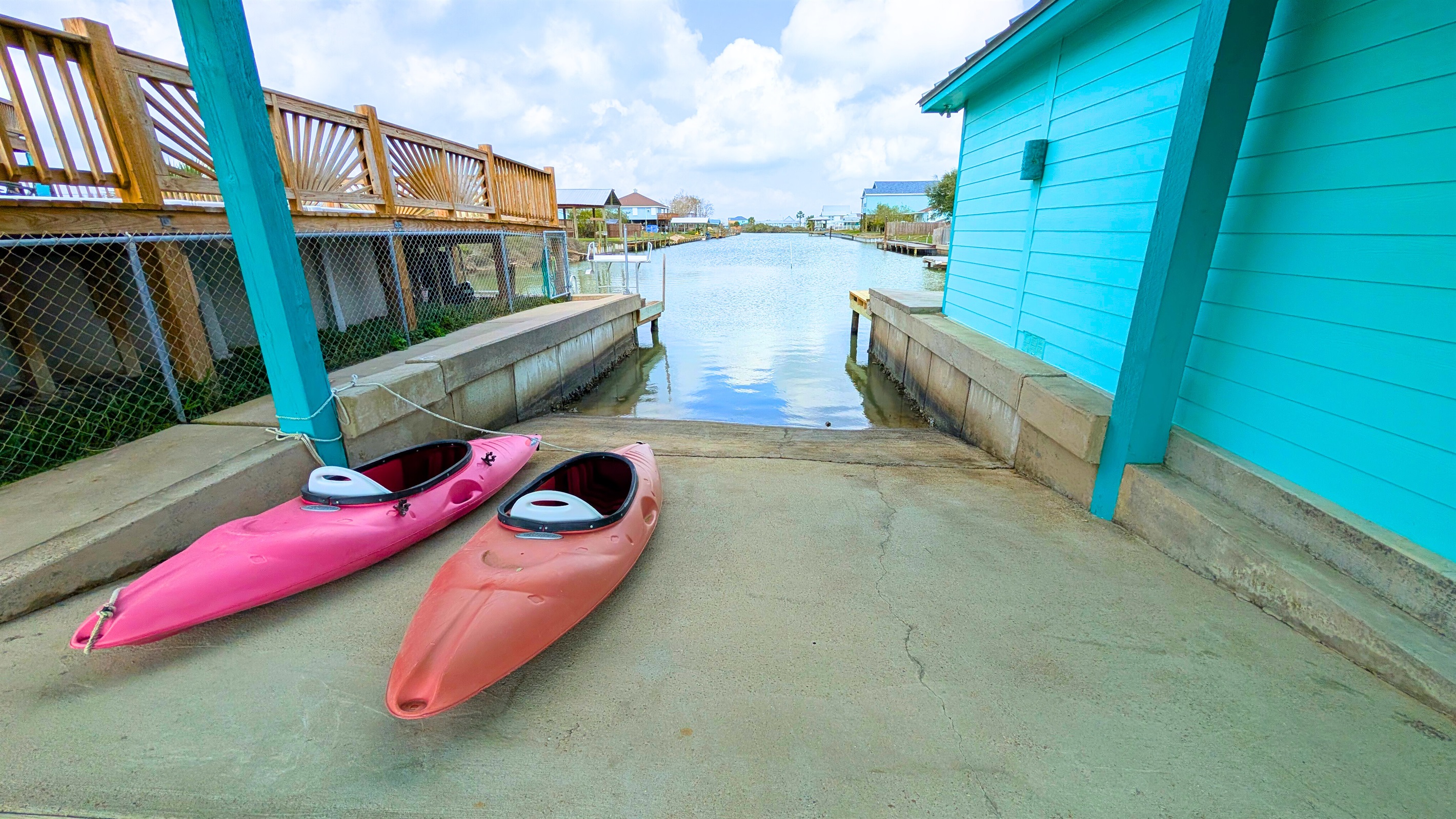 Private boat ramp, perfect for an afternoon launch!