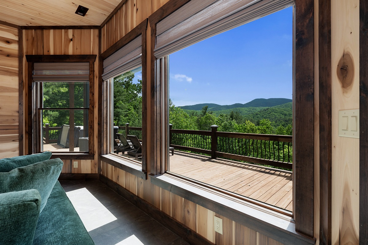 Jaw dropping vistas all around.