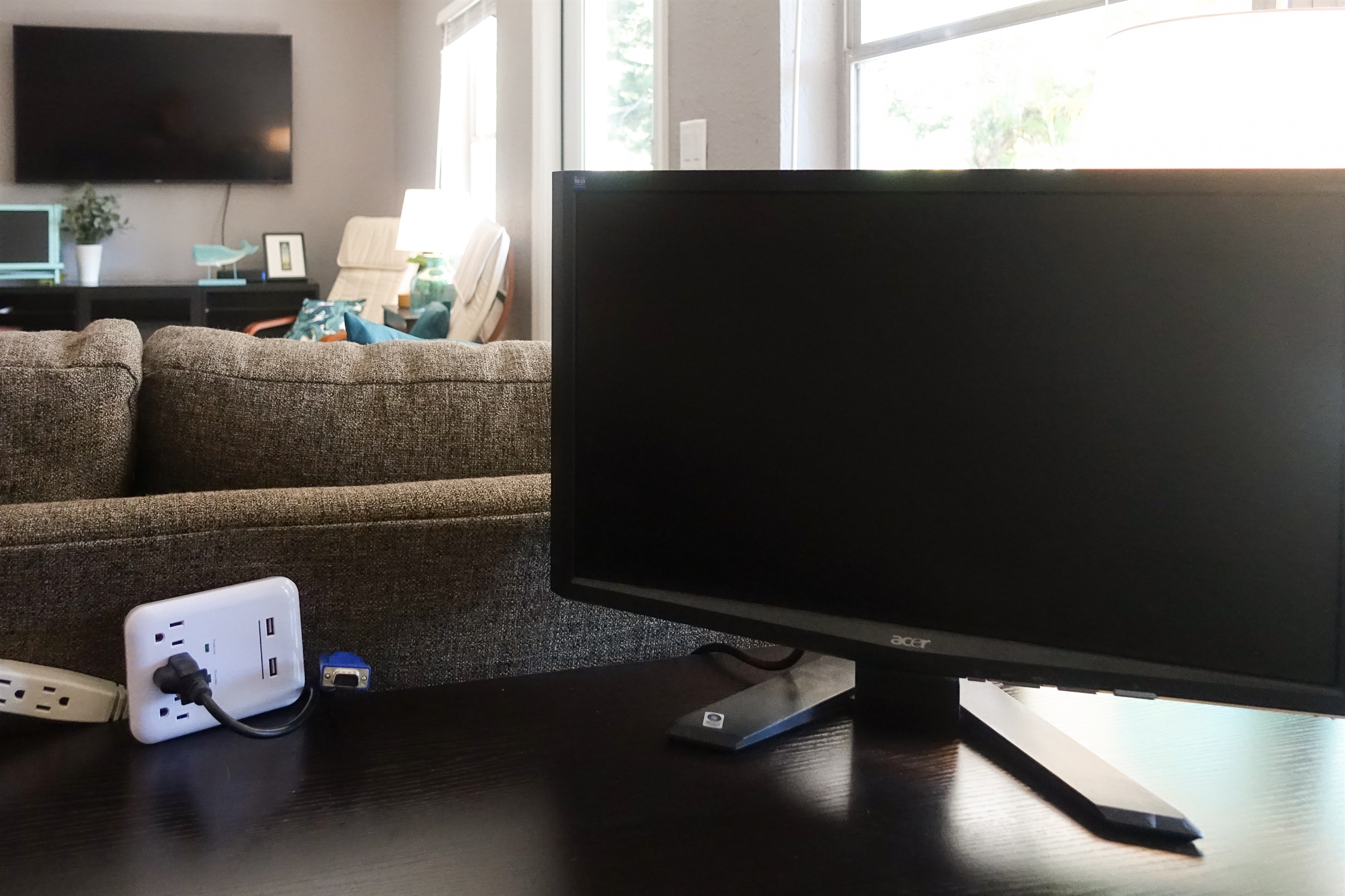 Explore this perfect work station amenity featuring a pc monitor with HDMI!