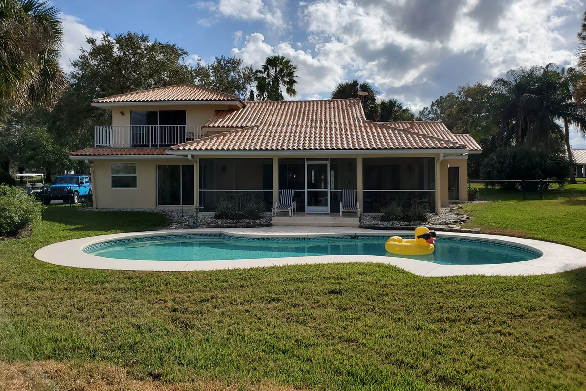 Private pool