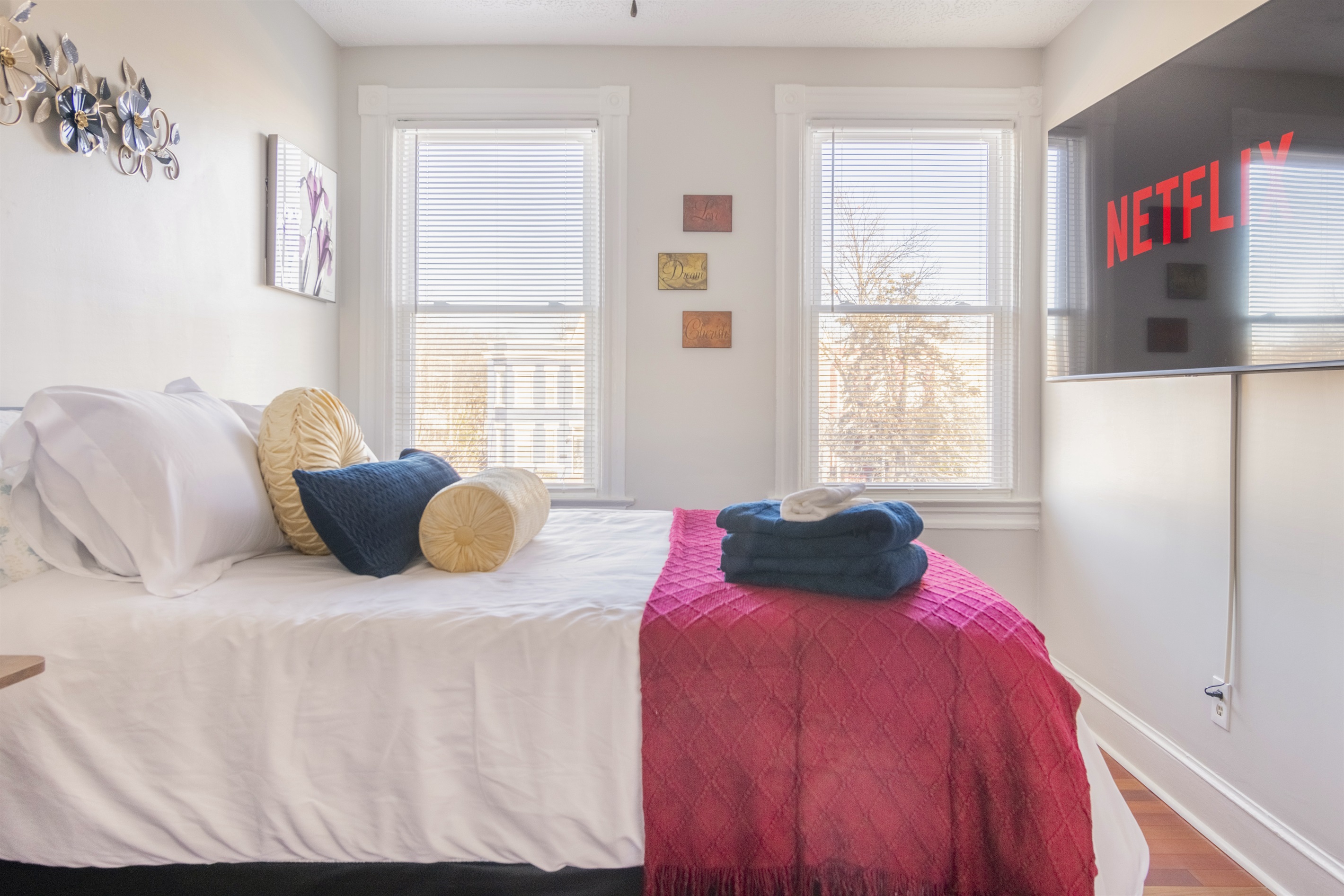 Charming 4 Bedroom House!1 Mile from Capitol Hill! 6