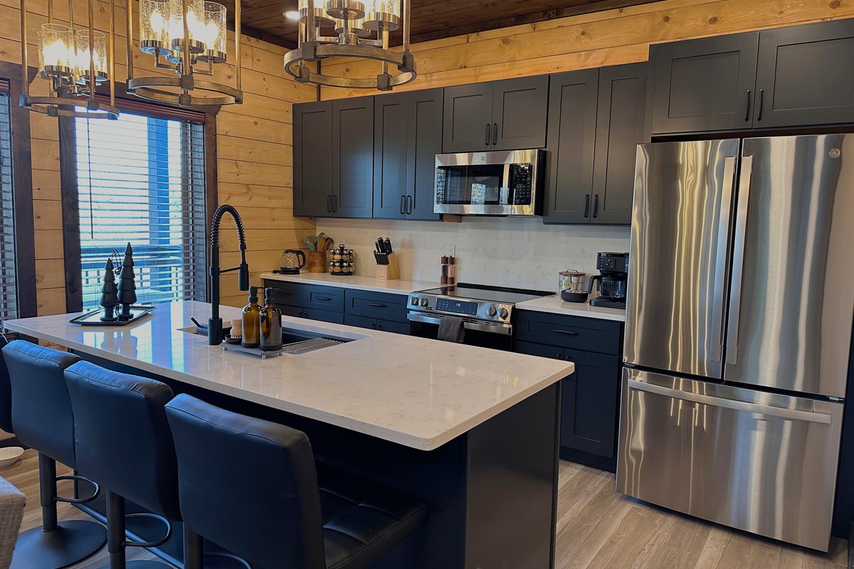 Floor 2 - Main Floor: Full Kitchen