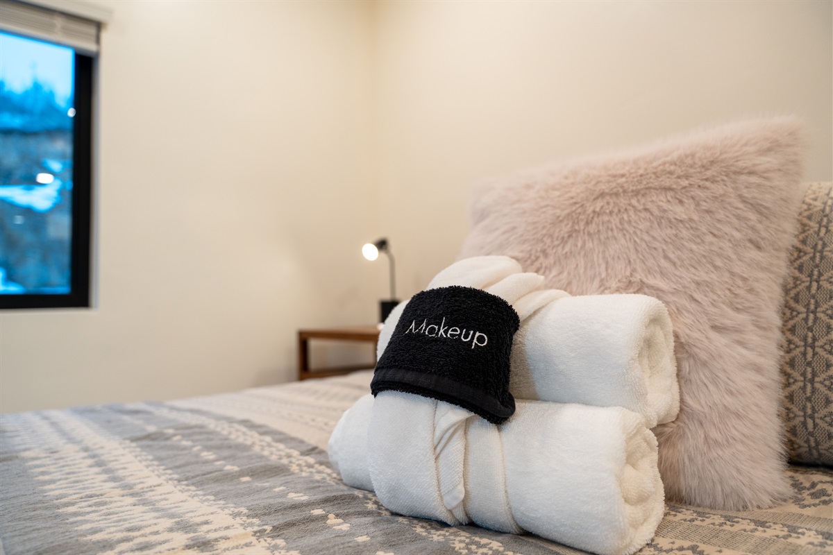 We supply all the linens.