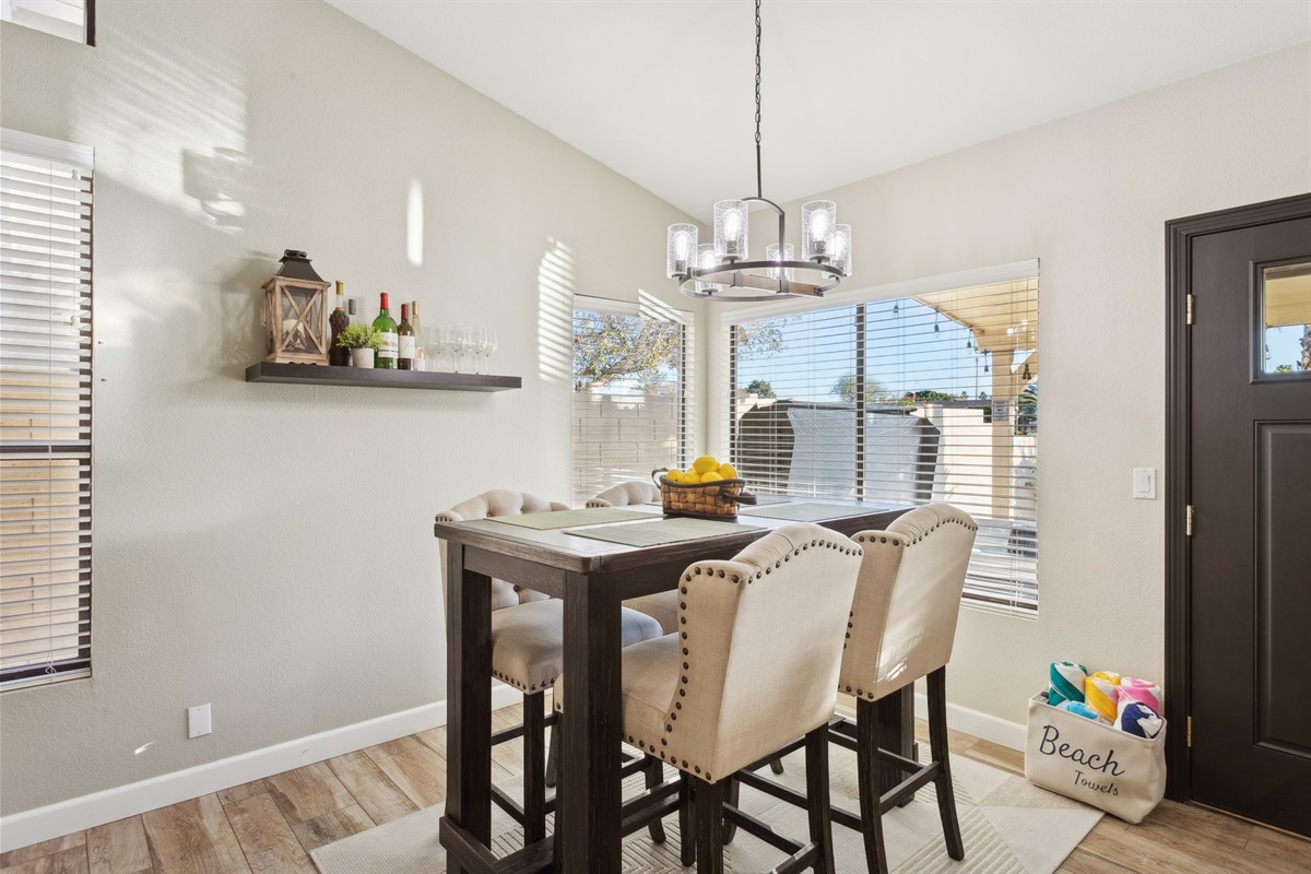 Lakefront Oasis w/ Pool & Hot Tub · Garden Lakes | 3 Bed 2 Bath — Lakefront Oasis w/ Pool & Hot Tub | 3b • 2bth, Avondale, Arizona — photo 20