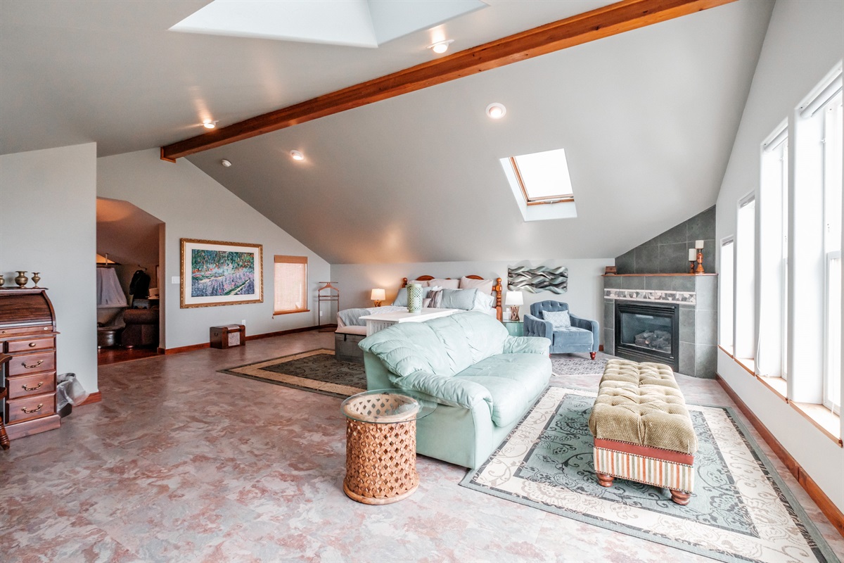 The 800 SF primary suite has multiple sitting areas, fireplaces and a clawfoot tub