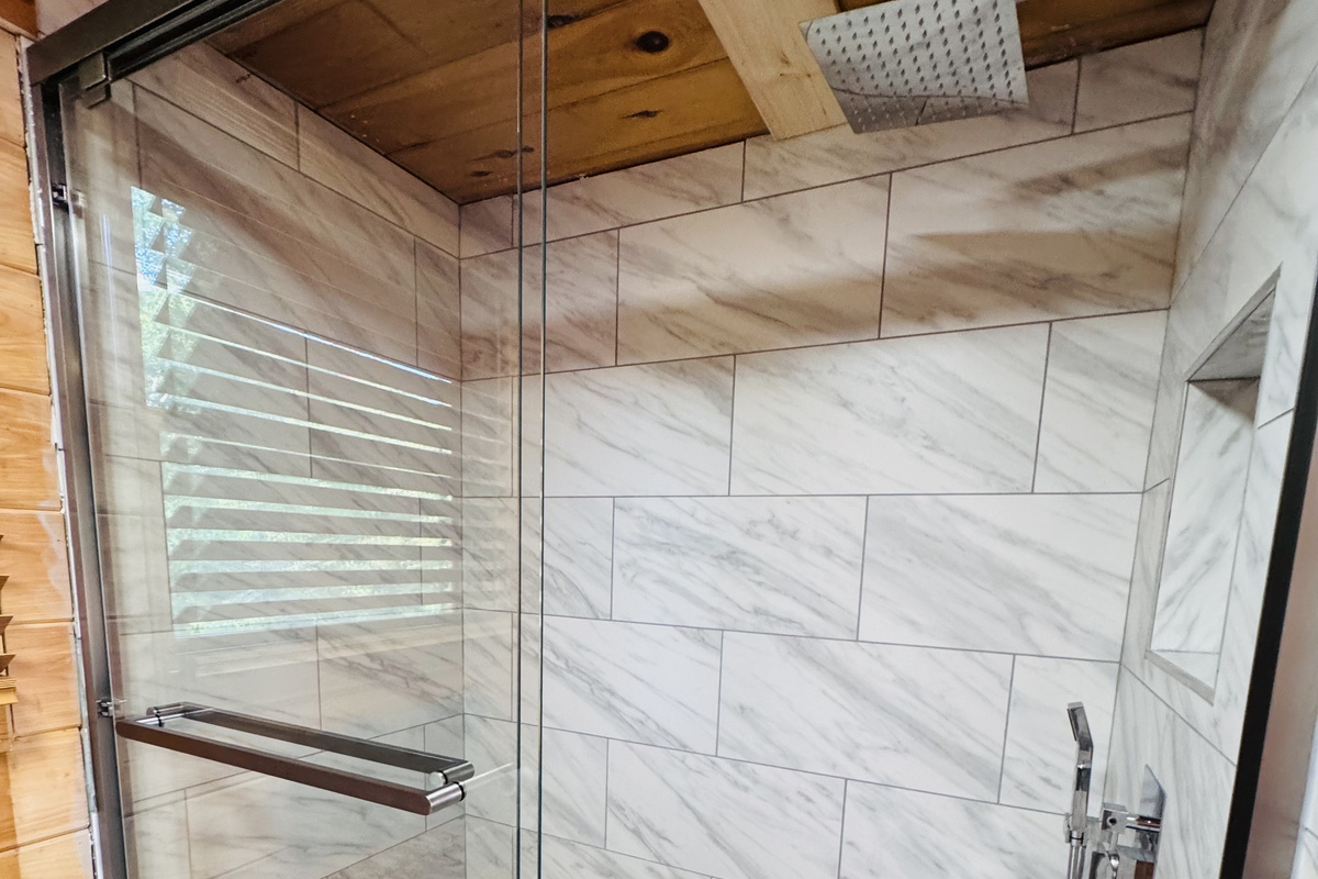 Main floor Shower