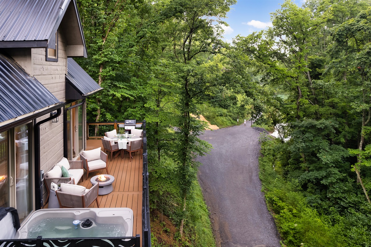 Back Deck with a View!