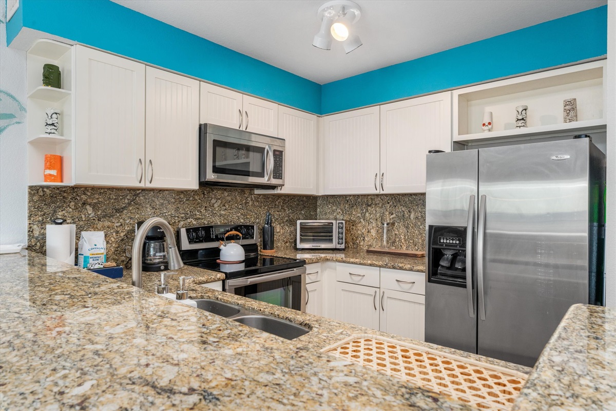 9a4f7fcf84af45d1b7512d581be2c4f7 Large | Beachhouse | Texas | TX | Vacation Homes | Galveston | Crystal Beach | Kokomo | Breezy Days | Beachfront Elegance | Sunrise Serenity | Southern Sands Property Management, LLC