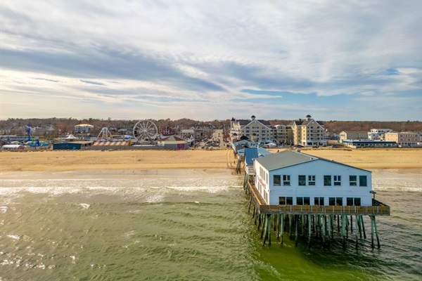 Your coastal retreat with mesmerizing ocean vistas.