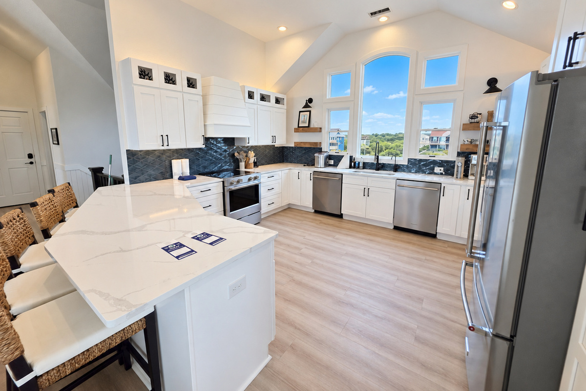 Large kitchen for cooking and entertaining