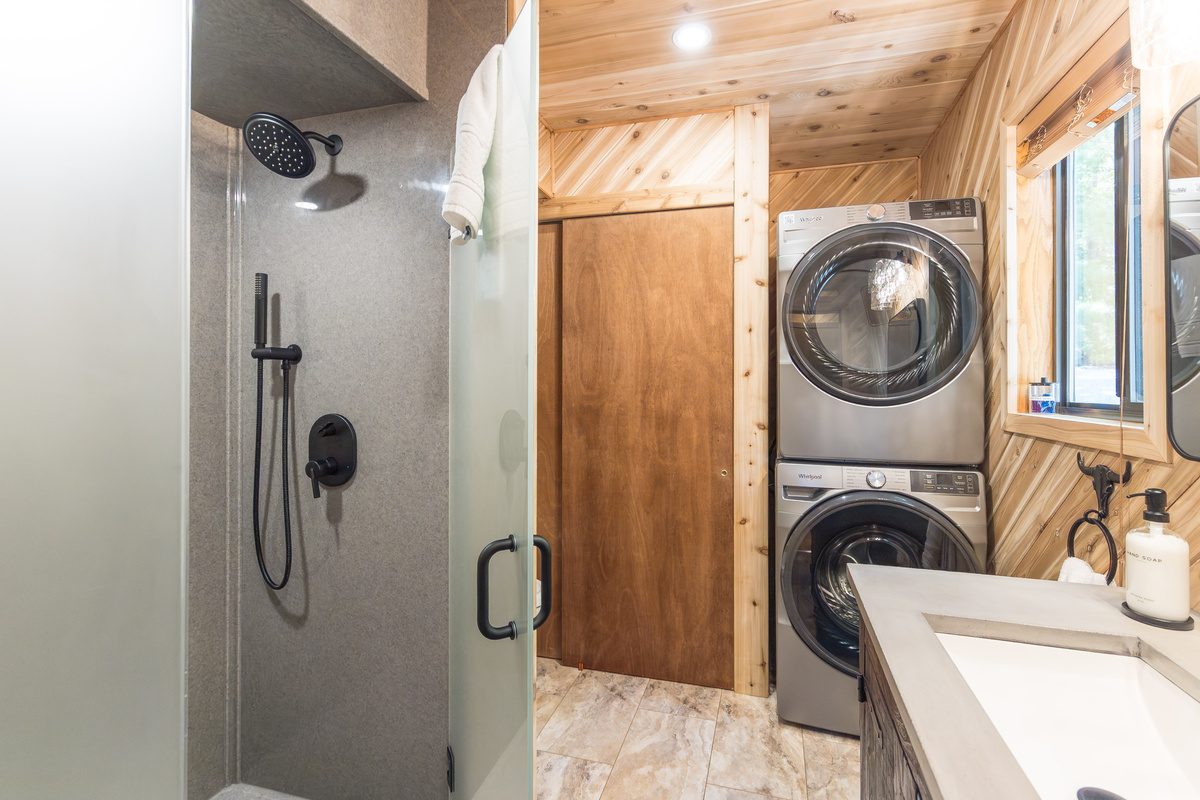 Full size washer and dryer with laundry pods provided
