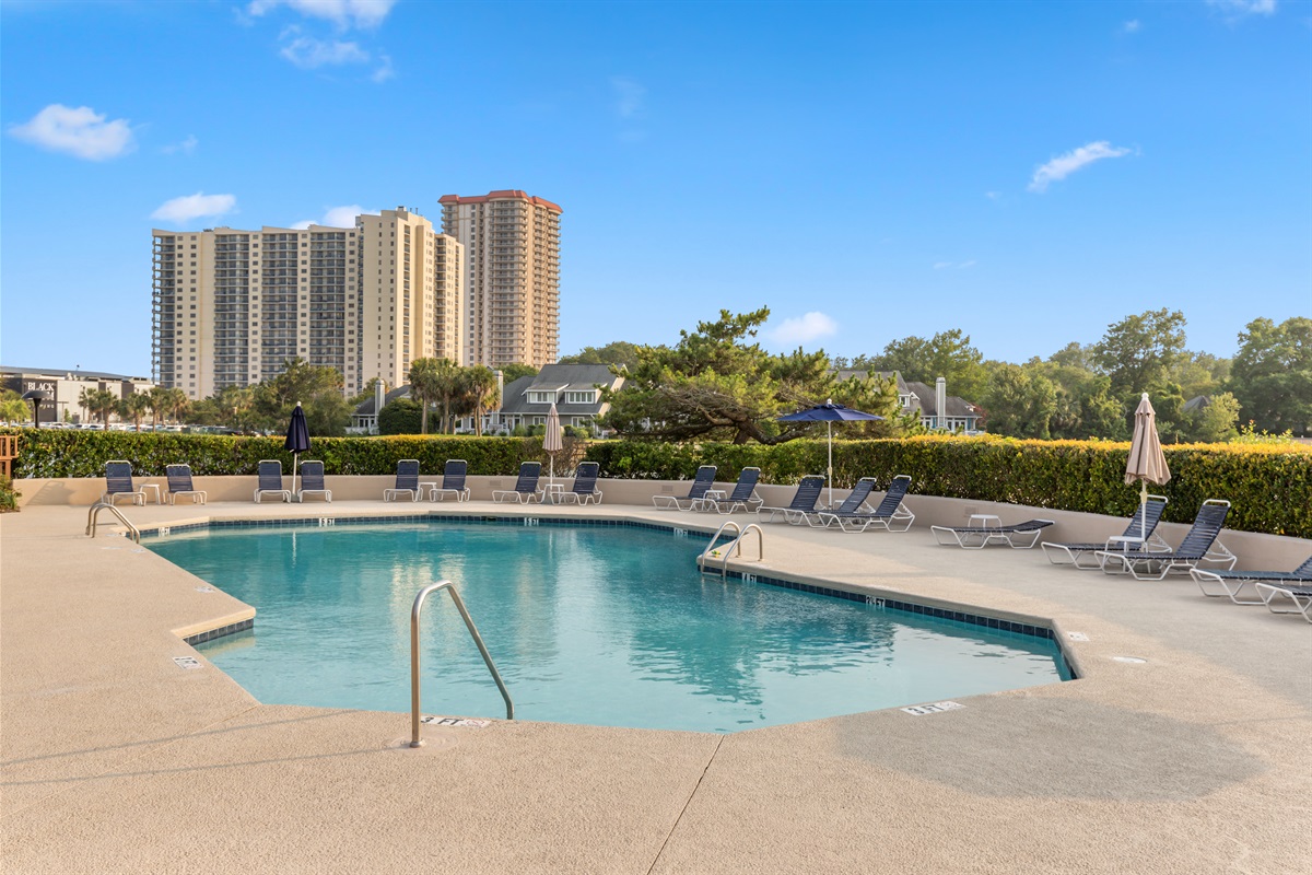 St James Pool